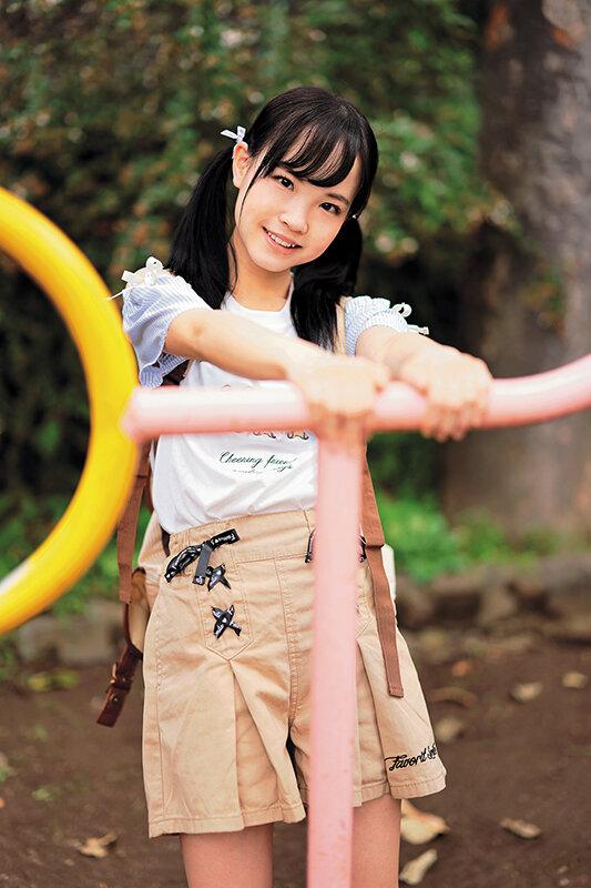 幼性発見！念願のパイパンロ●ータ捕獲！13人4時間SPECIALBEST サンプル画像 1