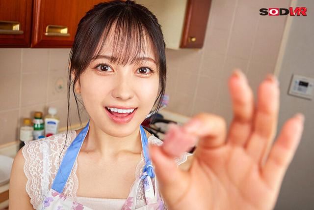 【VR】小湊よつ葉 1st VR 本物アイドルの彼女と同棲1日目。ボクにだけ見せる可愛くてエッチな表情を最高の距離感で…。 サンプル画像 4