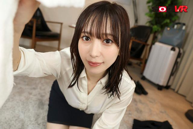 【VR】【小湊よつ葉8KVR解禁】ゲリラ豪雨でびしょ濡れの女上司と相部屋に…。「仕事も、男としても、自信つけさせてあげたいの。」 早漏童貞の僕を優しく受け入れながら筆おろししてくれたマジ天使。 サンプル画像 5