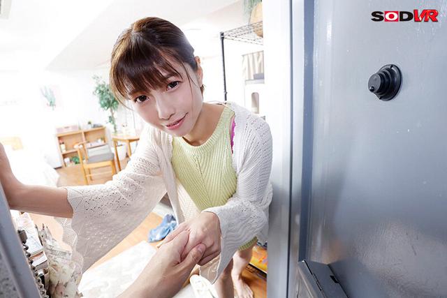 【VR】隣に引っ越してきたシングルマザーの部屋に招かれて…。 渋谷なつ32歳 サンプル画像 7