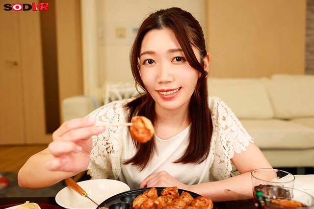 【VR】【8K】もう、離さない 離婚して仕事も辞め、十数年ぶりに地元に戻って来たボク 独身のまま待っていてくれた幼馴染に少し強引に押し倒されてRe:スタートセックス 戸川なみ サンプル画像 6