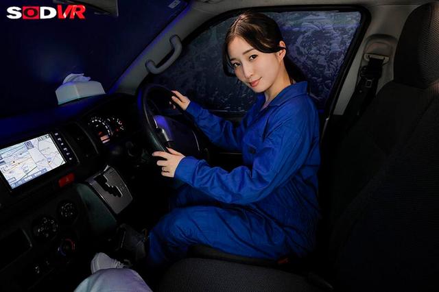 【VR】【8K】配送ドライバーNTR 欲求不満の人妻先輩と、仕事中に秘密のナマ中密会 月野かすみ サンプル画像 5