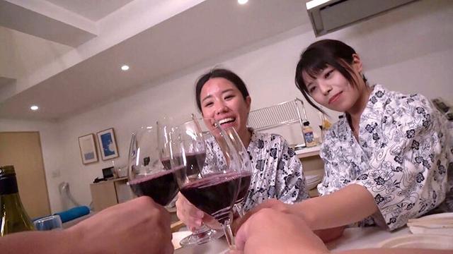 セックスレス人妻と行く 不倫づくし貸別荘の旅 Side.A サンプル画像 7