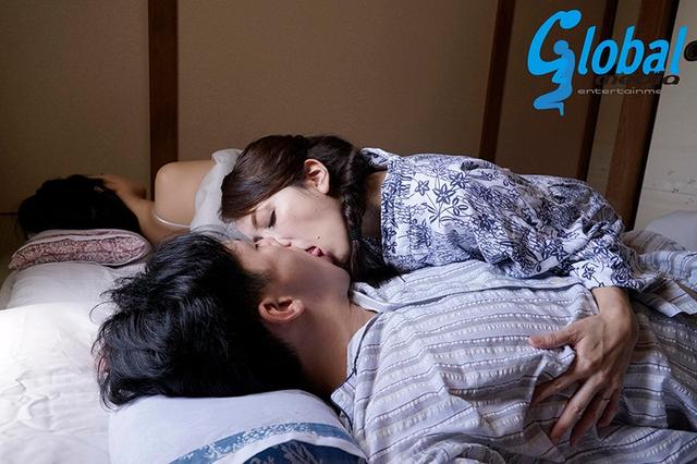 嫁の母と禁断性交 其ノ拾七 妻よりもお義母さんの方がいいよ… 笛木さとみ サンプル画像 3
