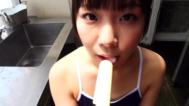 三葉せり / 黒髪美少女は純真華憐 サンプル画像 16