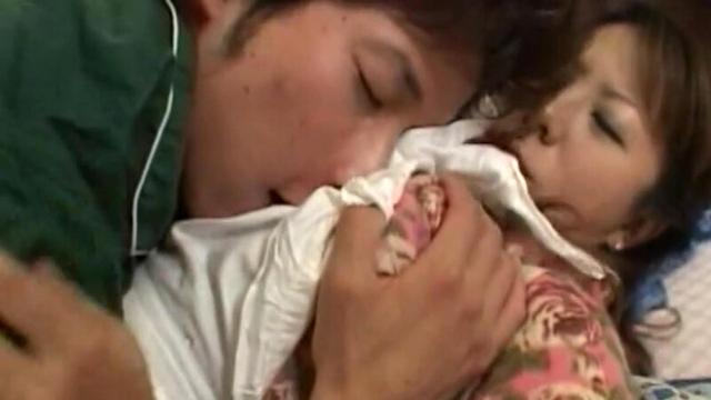 性欲が尋常でない熟女たち 4時間11人 飢えた子宮が男根を求めて疼きます 極エロおばさんと痴態まみれの濃厚セックス サンプル画像 12