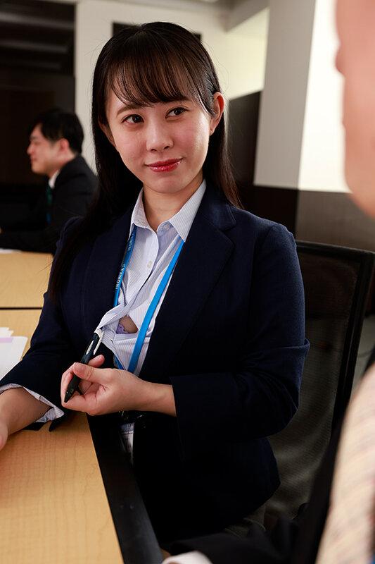 唾液が糸を引くほど舌を絡ませてキスせがんでくる接吻好き後輩 甘井くるみ サンプル画像 1