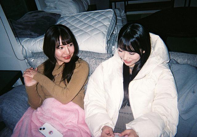 もしも2人が交際したら…好きが溢れる1日になりました。双子コーデでお出かけしてお風呂に入ってキスをして24時間限定のお泊りおうちデート 流川莉央 尾崎えりか サンプル画像 4
