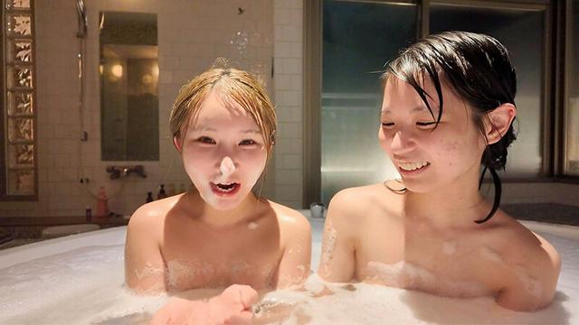 ちっぱい女子旅 プライベートでも仲良しだけど2人きりでデートして、お風呂に入って、たくさんキスしたら…好きが溢れました。 希咲那奈 由良かな サンプル画像 6