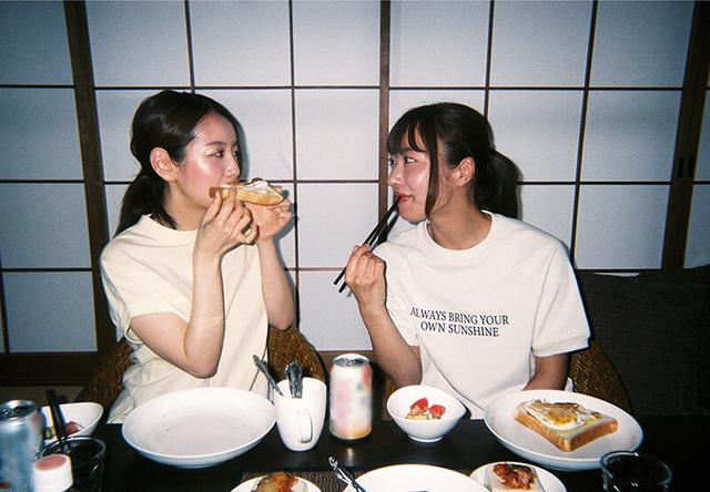 もしも2人が交際したら…好きが溢れる1日になりました。一緒にご飯作ってシャワー浴びて唇を重ね、朝起きても好きを確かめ合った初めての1泊2日デート 水川潤 美咲かんな サンプル画像 3