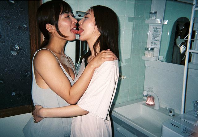 もしも2人が交際したら…好きが溢れる1日になりました。一緒にご飯作ってシャワー浴びて唇を重ね、朝起きても好きを確かめ合った初めての1泊2日デート 水川潤 美咲かんな サンプル画像 6