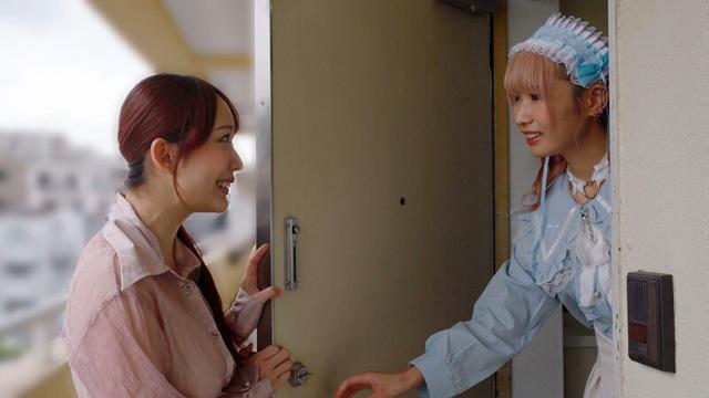 【ASMRレズ】隣の部屋から聞こえる私のグチュグチュおま〇こ音を聞いて発情すればいいじゃん 弥生みづき・希咲那奈 サンプル画像 4