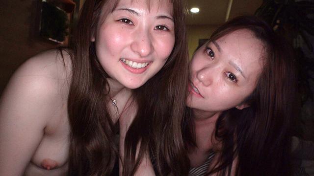 料理教室の先生に恋した私 優しい笑顔に惹かれて2人きりの時にキスしたら一気に距離が近づいて一緒にゴハン作ってお風呂に入って好きが溢れ続ける同棲レズタイム わか菜ほの 末広純 サンプル画像 18