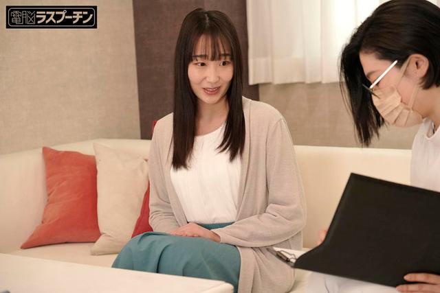 産後体型改善のため通い始めたエステで入念に乳首を刺激され止まっていた母乳が噴き出すほど感じる敏感人妻 綾川ふみ サンプル画像 1