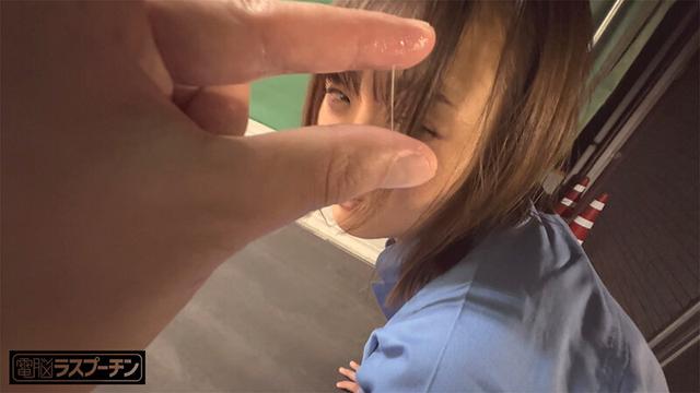 作業服（つなぎ）の中を全裸にされ恥ずかしがりながらもバイト中何度もイカされる爆乳娘 岡本莉里 サンプル画像 14