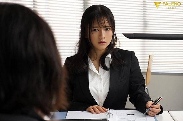 サディスト部長の粘着洗脳NTRに完堕ちした自慢の爆乳カノジョを見てたそがれ勃起。神木サラ サンプル画像 4