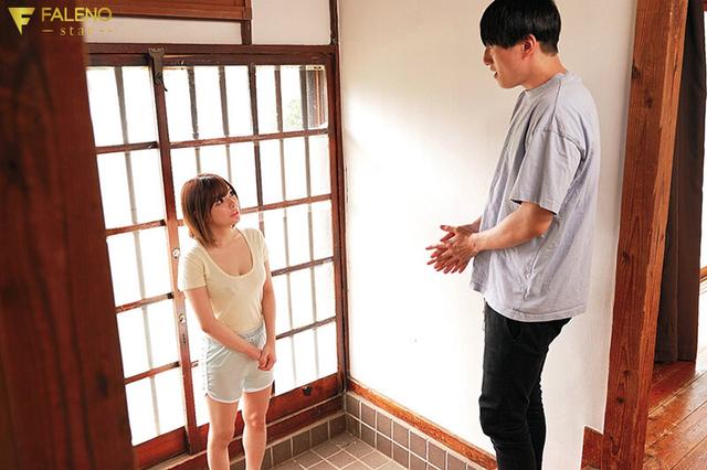 有名T○kTokerが地方に引っ越し。地元の男をM男にして毎日連続射精セックスしています。 いちか先生 サンプル画像 1