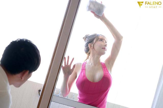 『パイズリだけなら浮気にならないでしょ？』オナ禁中に彼女の姉に最高に気持ちいいパイズリで責められ、溜めては射精の無限ループ射精管理の7日間 八蜜凛 サンプル画像 1