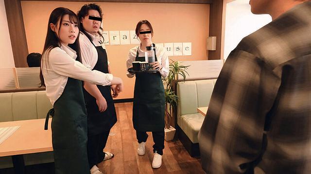 接客態度の悪さを売りにして流行っているレストランの店員が度を過ぎていたのでバイト後に待ち伏せ注意（SEX）。3日で従順な接客（肉便器）になりました 宮城りえ サンプル画像 1