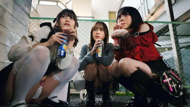 パパ活！ツンデレ地雷系女子グループをデカチンおじが理解らせセックス！沼らせ中出し指導！！ サンプル画像 1