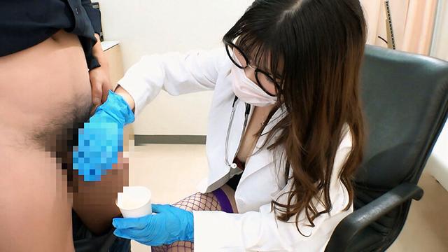 真面目な顔して敬語で診察→飲尿～中出し・精飲でしつこいくらいに捕精（ほせい）検査してくる泌尿器科の極淫痴女医4名 サンプル画像 5