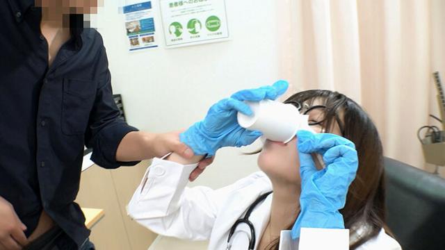 真面目な顔して敬語で診察→飲尿～中出し・精飲でしつこいくらいに捕精（ほせい）検査してくる泌尿器科の極淫痴女医4名 サンプル画像 6