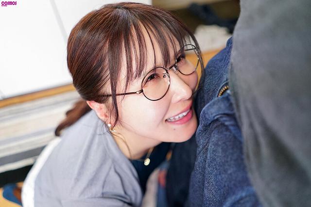彼女のいない貧乏な自分にあるのは有り余る性欲と安アパートだけ風俗行く金も無いし若い子はノリが苦手…だからおとなしそうな人妻を捕まえてSEXしたら自分以上に性欲が凄かった！！（仮名）ミドリさん サンプル画像 4