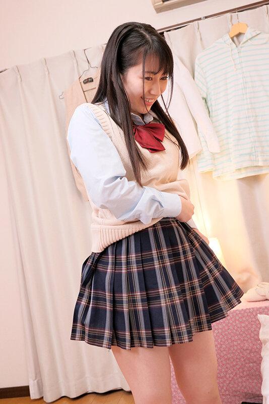 サエない僕に同情した女子校生の妹に「擦りつけるだけだよ」という約束で素股してもらっていたら互いに気持ち良すぎてマ○コはグッショリ！でヌルッと生挿入！「え！？入ってる？」でもどうにも止まらなくて中出し！15 サンプル画像 16