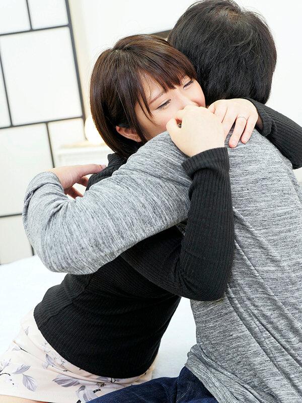 経験豊富な優しい素人人妻が最高の童貞筆おろし 深田結梨 サンプル画像 2