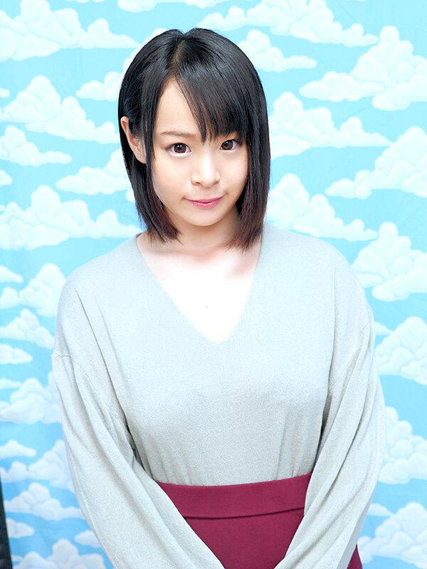池袋で見つけた超敏感若奥様がヌルヌル素股に挑戦！何度イッてもガン突きピストンで連続中出し！ 月宮ねね サンプル画像 1