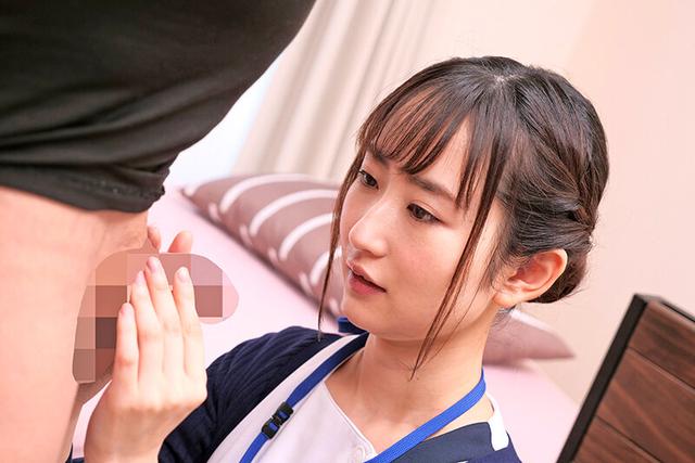 完全顔出し現役ナースをガチナンパ！白衣の天使がEDに悩む男を改善！ギン勃ちしたら喜んで中出しセックスまでさせてくれました！ 神野ひな サンプル画像 4