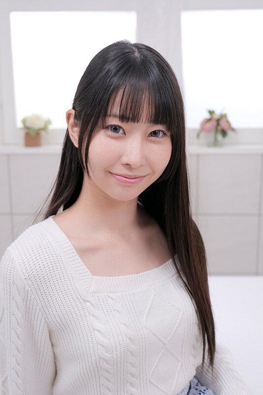 新宿で出会ったうぶな女の子が性の悩みを抱える男と「素股オイルマッサージ」に挑戦！ 生マンにヌルヌルこすれるチ〇ポに発情しちゃって 『マ○コに入れちゃうw』そのまま生ハメ中出しSEX！！ 天美めあ サンプル画像 1