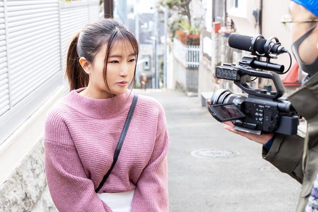 素人女子大生限定！狭いお風呂で密着混浴体験してもらえませんか！？火照る身体！おっぱいポロリ！ウブな女子は恥ずかし過ぎて赤面涙目！あちこち舐めてキレイにしたらそのまま生中出しSEXしちゃいました！伊南えりか サンプル画像 1