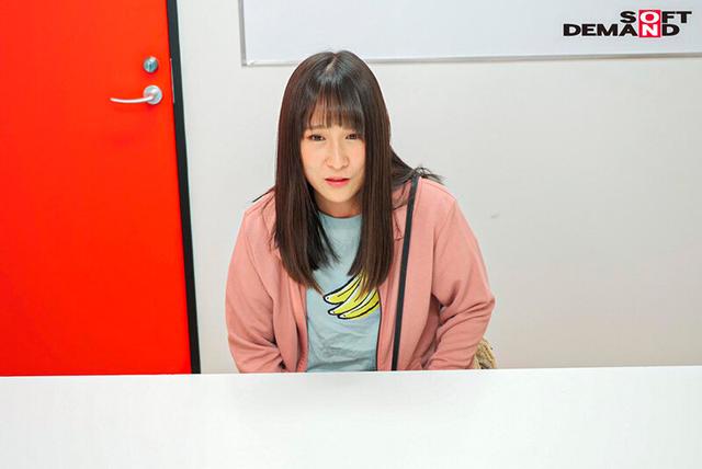 コンプラスルーの怒涛のガチエロバラエティ！ 『本日の撮影。全て回転ダーツで決めてもらいます！』 問答無用、一本のダーツで撮影内容がガチ決定！ 挑戦者＃2中島あつこ サンプル画像 3