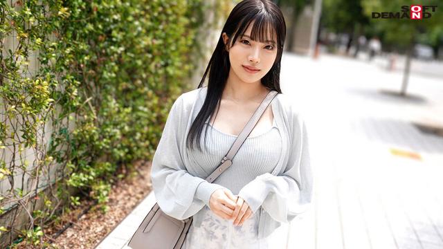 【初撮り】現役2年目看護師が仕事を抜け出して平日アポでさくっとAV 撮影 噛まれながらされるとビショビショに濡れちゃう めい 21歳 星空めい サンプル画像 3
