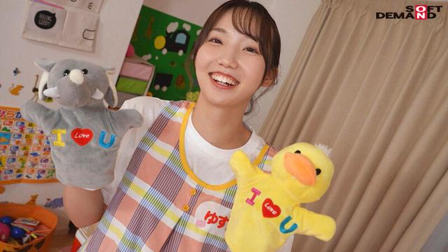 デカ尻Fカップの恵体持ちな現役保育士。マッチョな男性を見るためにスポーツジムに通い中の筋肉フェチなむっちり保育士が、半年ぶりのSEXで激しく突かれて母性溢れ出るFカップが揺れまくり ゆずか21歳 桐島ゆず香 サンプル画像 10
