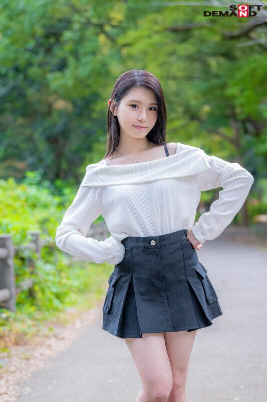 【初撮り】元子役の大学1年生 JAZZダンスに明け暮れる147cm小柄美少女 よく褒められるという美尻と性感帯は乳首とクリ これまで一番良かったSEXは首絞めプレイで中イキと潮吹きをしてみたい もかちゃん・18歳【圧倒的4K映像でヌク！】 綾瀬もか サンプル画像 2
