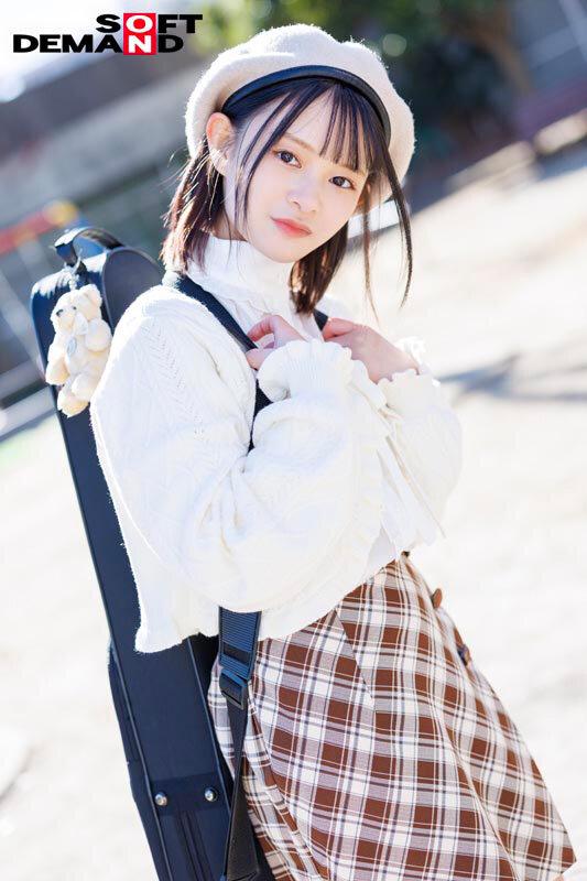 【初撮り】八重歯がキュートなちっぱい女子大生 ヴァイオリンが趣味の温室育ちな箱入り娘はエロい事に興味津々 147cmの童顔で生意気なお嬢様は最近AVで見た乳首舐め手コキをやってみたい ゆら・21歳【圧倒的4K映像でヌク！】 紬希ゆら サンプル画像 2
