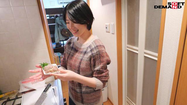 【初撮り】カッコよすぎる漁業女子 仕分け、配送、事務なんでもこなし魚もサバけちゃう あどけない笑顔、誠実でシャイな物腰、九州訛り、剛毛マ●コ、すべてが完璧なニューフェイス あのん・20歳 実田あのん サンプル画像 5