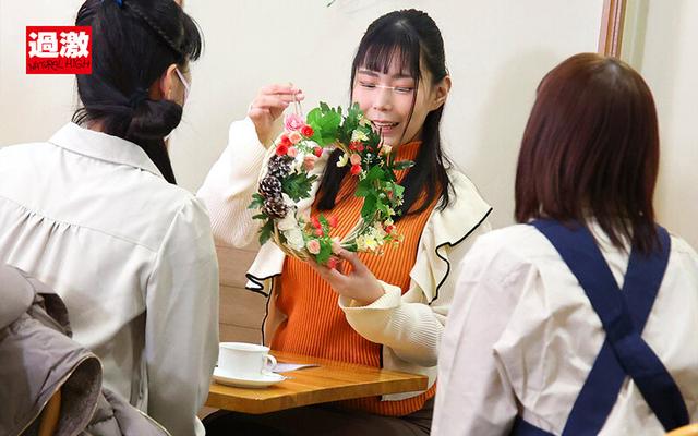 カフェ娘連鎖痴●7 営業中の店内でイキ堕ちた言いなり店員を利用する数珠つなぎ痴●計画 サンプル画像 13