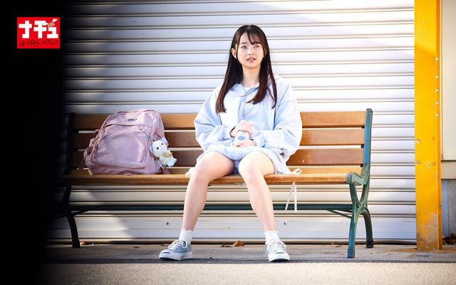 執拗な無断撮影にパニクって時間停止状態の硬直女に絶望中出し サンプル画像 3