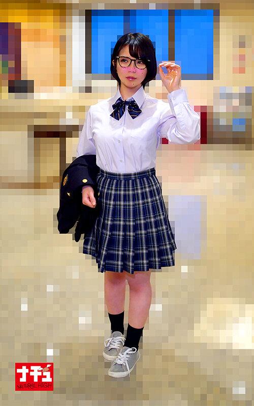 敏感メガネ娘羞恥 真面目な顔して大量にイキ漏らすほど感度抜群なオマ〇コ サンプル画像 15
