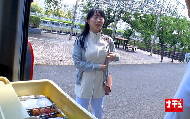 固定スローピストンFUCK7 ゆっくり生で挿し込み中出しまでの反応を楽しむ 昼休みムッチリ女 サンプル画像 2