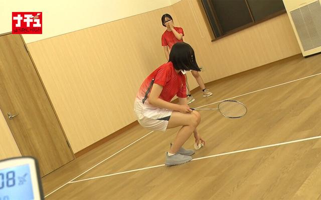 運動部女子羞恥2 練習中にハメ潮するほど突きまくれ！ ～バドミントン部～ スレンダー微乳女子 サンプル画像 8