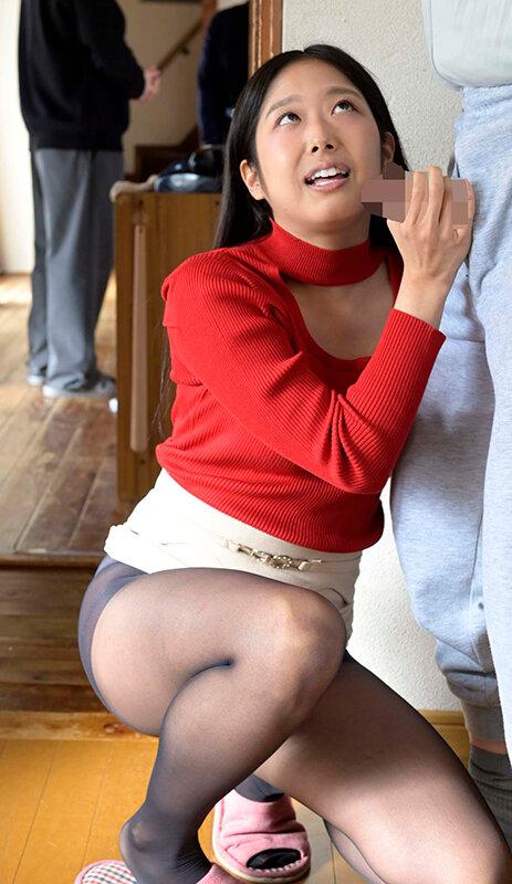 義父の勃起を誘う嫁の黒パンストデカ尻パンチラ 前乃菜々 サンプル画像 1