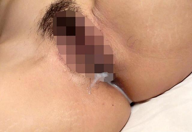 マン毛に絡みつく濃厚ザーメン！剛毛ま〇こ中出しセックス15連発ベスト！ サンプル画像 14