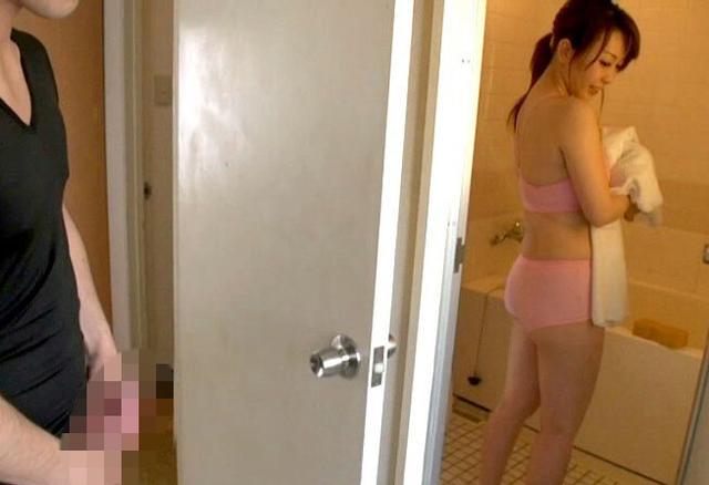 隣の巨乳妻・無防備な誘惑/橘エレナ サンプル画像 1