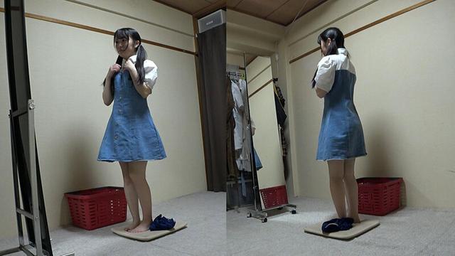 美雲そら 濡れてテカってピッタリ密着 神スク水 可愛い女子のスクール水着姿をじっとりと堪能！着替え盗撮から始まり貧乳から巨乳にパイパン、ハミ毛、ジョリワキ等のフェチ接写やローションソーププレイやスク水ぶっかけ等を完全着衣で楽しむAV サンプル画像 1