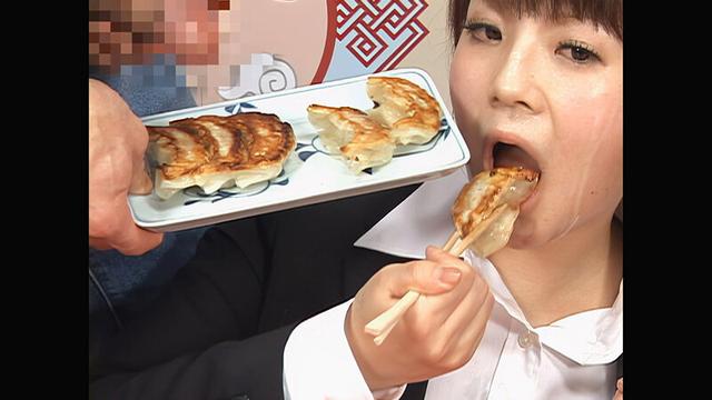 【 AI リマスター版 】お食事中に顔射して食ザー サンプル画像 16