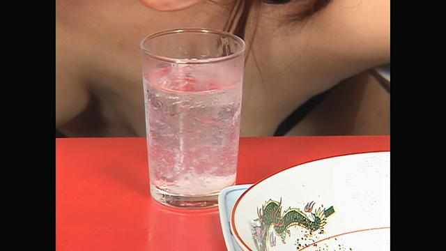 【 AI リマスター版 】お食事中に顔射して食ザー サンプル画像 19